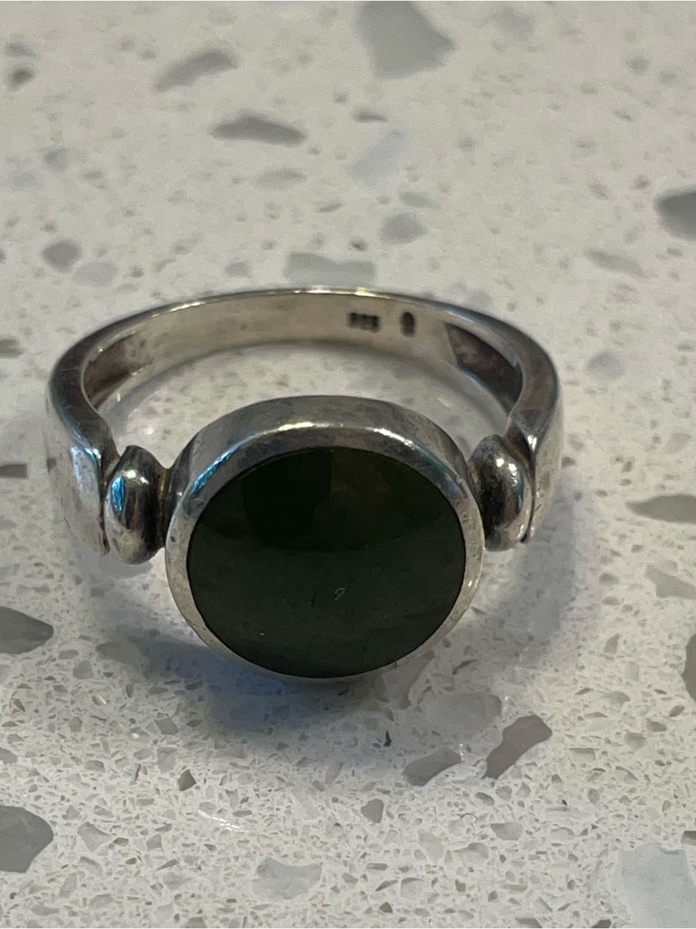 Sterling Silver ring with dark green jade stone size 6 New Zealand
